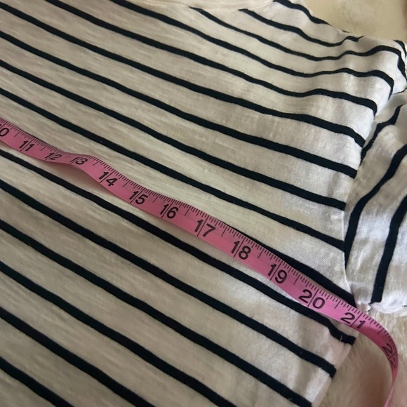 EUC barely worn White and black stripe easy tee, size M. Cotton/Modal bl… - Picture 5 of 5